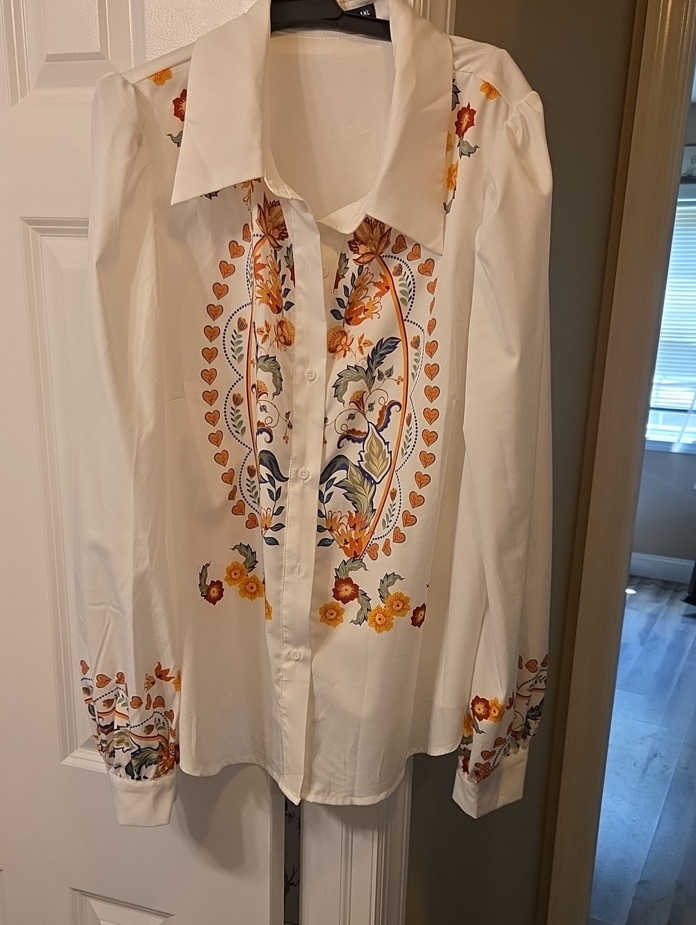 Shein - Curve White Floral Blouse wirh Print Design-EUC